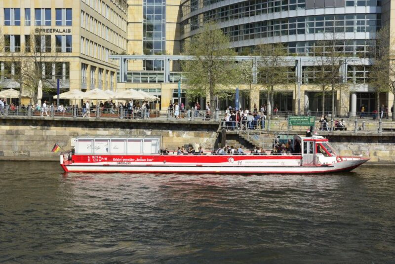 Berlin: Boat Tour Through the Old and New Berlin - Cancellation and Payment
