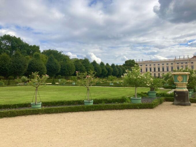 Berlin: Charlottenburg Palace Ticket & Audio Tour (ENG) - Tour Duration and Language