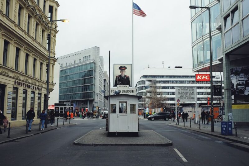 Berlin: Checkpoint Charlie Self-Guided Audio Tour - Audio Tour Episodes