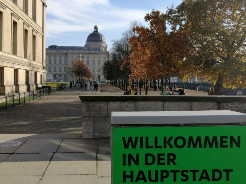 Berlin: City Highlights Express & Panorama Roof Terrace - Guidance and Accessibility