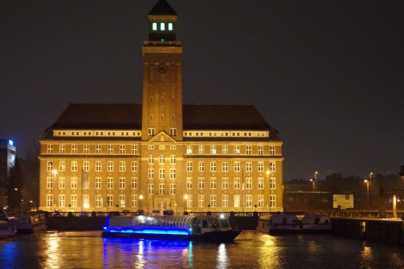Berlin: Dinner Cruise on the Spree With Prosecco - Duration and Schedule