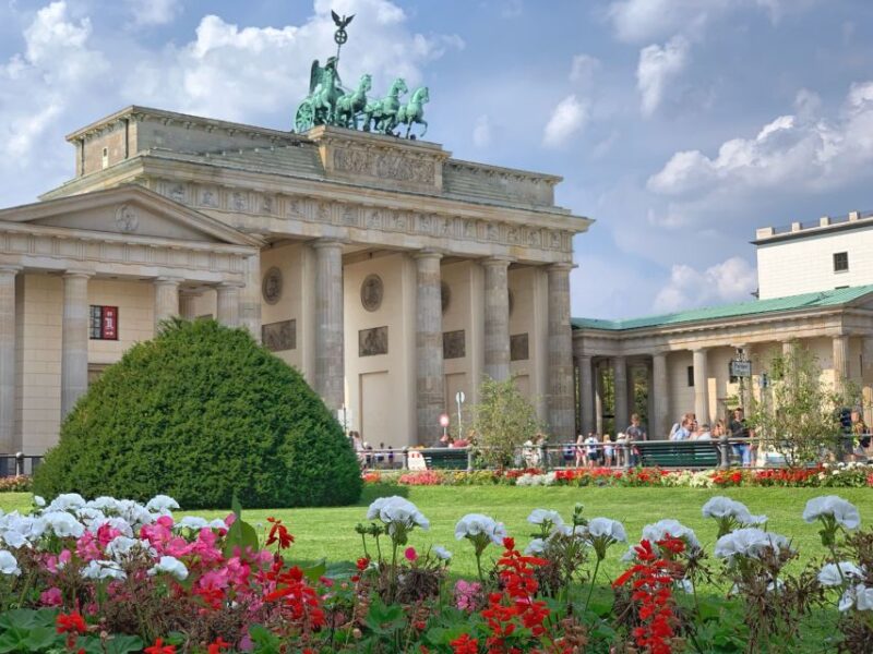 Berlin: Discover Berlin Walking Tour - Guided Tour Options