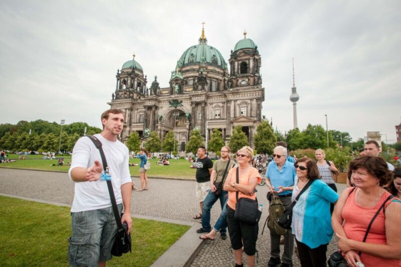 Berlin: Discover Berlin Walking Tour - Historical Highlights Explored