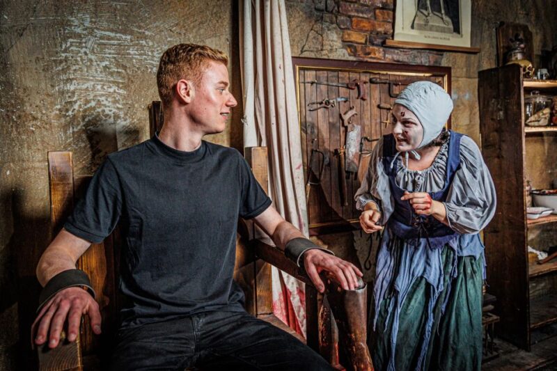 Berlin Dungeon: Entrance Ticket - Escape the Curse of the Witch