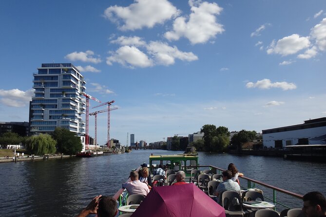 Berlin East Side Tour 2.5 Hour Cruise With Commentary - Inclusions and Accessibility