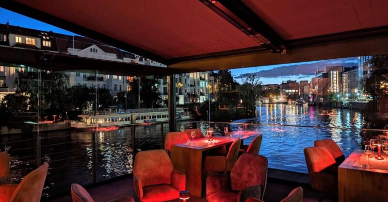 Berlin: Electric Yacht Cruise With 4-Course Dinner - Key Points