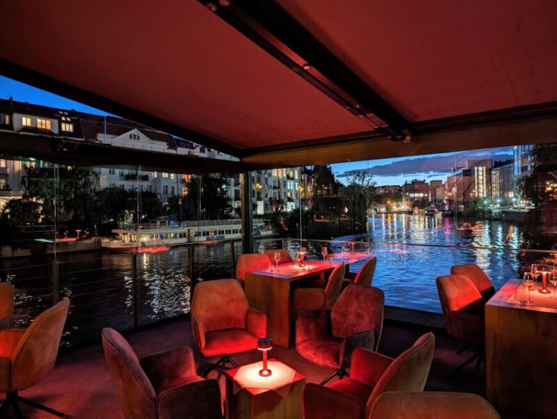 Berlin: Electric Yacht Cruise With 4-Course Dinner - Experience Highlights