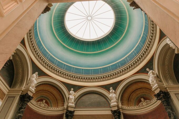 Berlin: Entry to the Old National Gallery - Accessibility Features