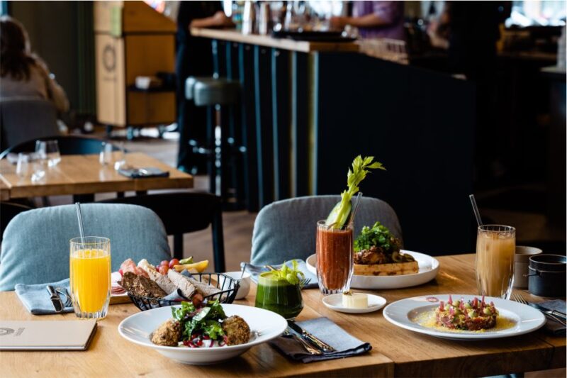 Berlin: Fine Dining Breakfast With Champagne in Schoneberg - Champagne and Beverage Options