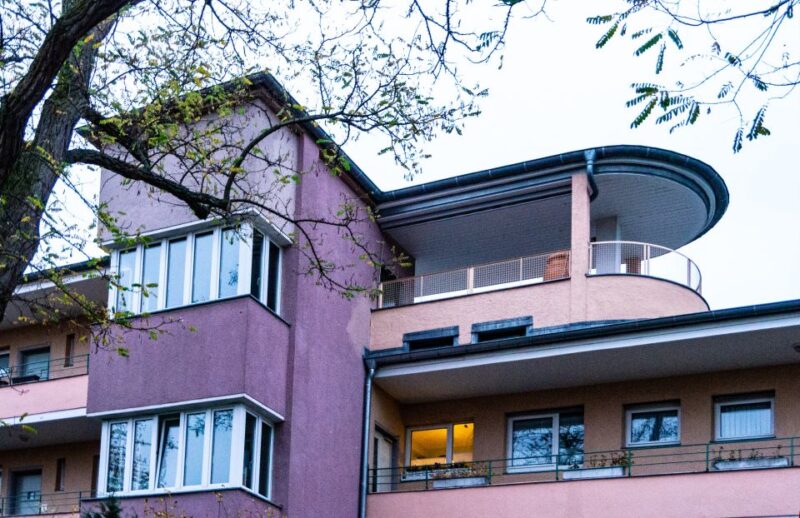 Berlin: Friedenau Neighborhood Historic Walking Tour - Key Attractions