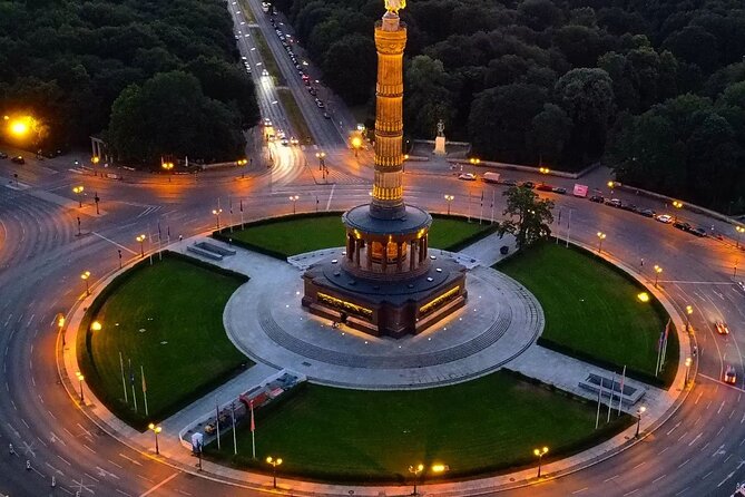 Berlin Full Day Tour With Lunch and Private Transfers From Prague - Lunch Options