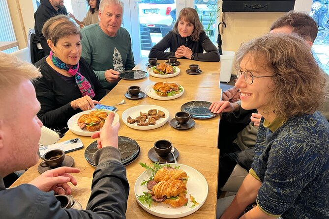 Berlin Gourmet Food & Cultural Walking Tour in Vibrant District - Sampling Alcoholic Beverages and Local Brews