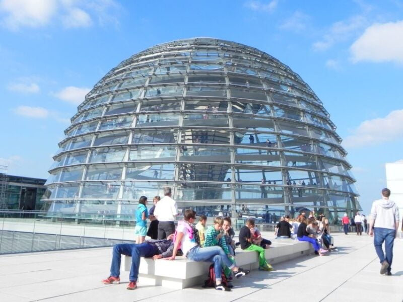 Berlin: Government District Tour and Reichstag Dome Visit - Registration and Security Information