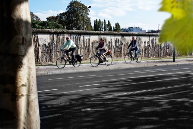 Berlin: Guided Bike Tour of the Berlin Wall and Third Reich - Historical Sites Explored