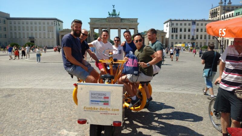 Berlin: Guided Sightseeing Tour With Conference Bikes - Itinerary Highlights