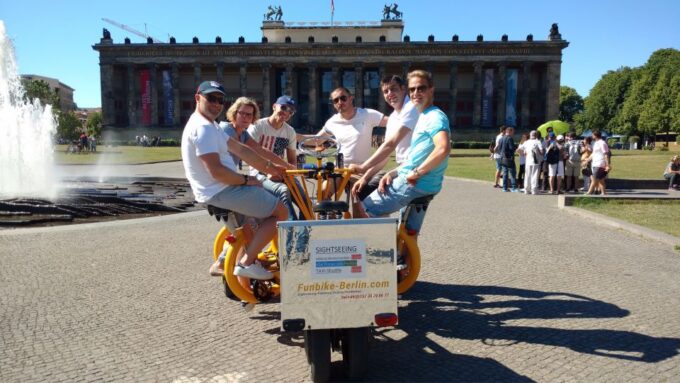 Berlin: Guided Sightseeing Tour With Conference Bikes - Booking Flexibility