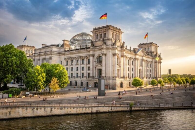 Berlin: Guided Walking Tour of the Old Town - Customer Feedback