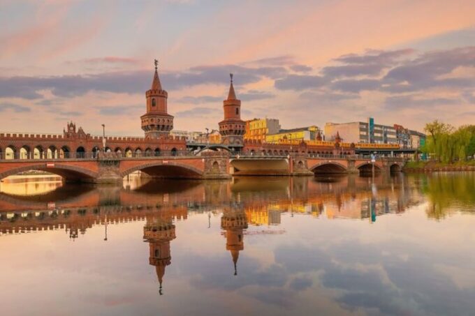 Berlin: Guided Walking Tour of the Old Town - Cancellation Policy