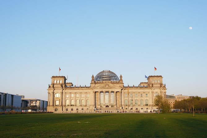 Berlin Highlights Private Guided Walking Tour - Potsdamer Platz