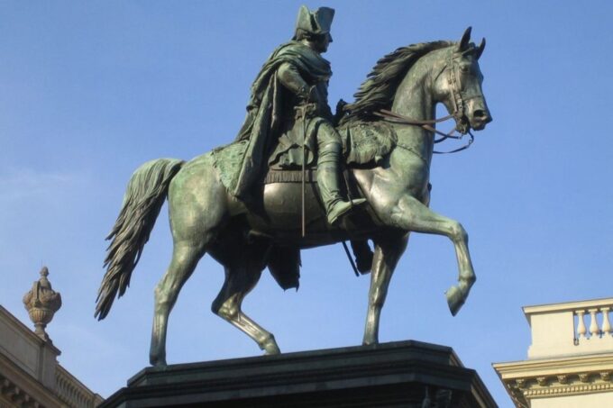 Berlin: Historic Center Walking Tour With a Real Berliner - Booking and Payment