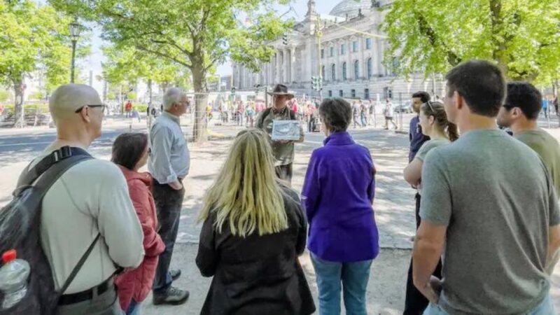 Berlin: Hitlers Berlin The Rise & Fall Guided Walking Tour - Itinerary Highlights