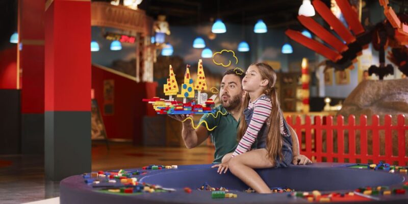 Berlin: Hop-On Hop-Off Bus & LEGOLAND Discovery Centre - Highlights of the Tour