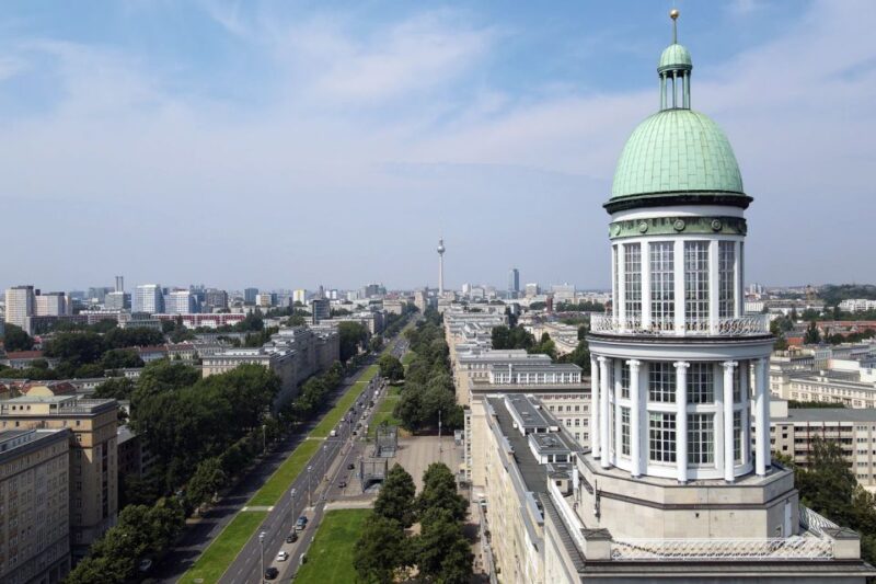 Berlin: Karl-Marx-Allee 2-Hour Tour - Customer Feedback