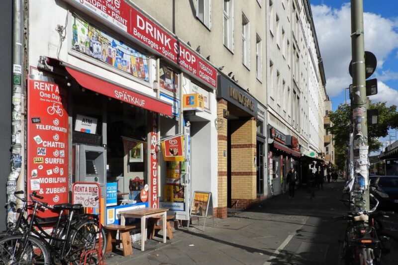 Berlin: Kreuzberg Guided Walking Evening Tour - Group Size Options