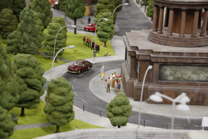 Berlin: Little BIG City Admission Ticket - Inclusions