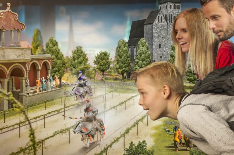 Berlin: Little BIG City Admission Ticket - Important Information