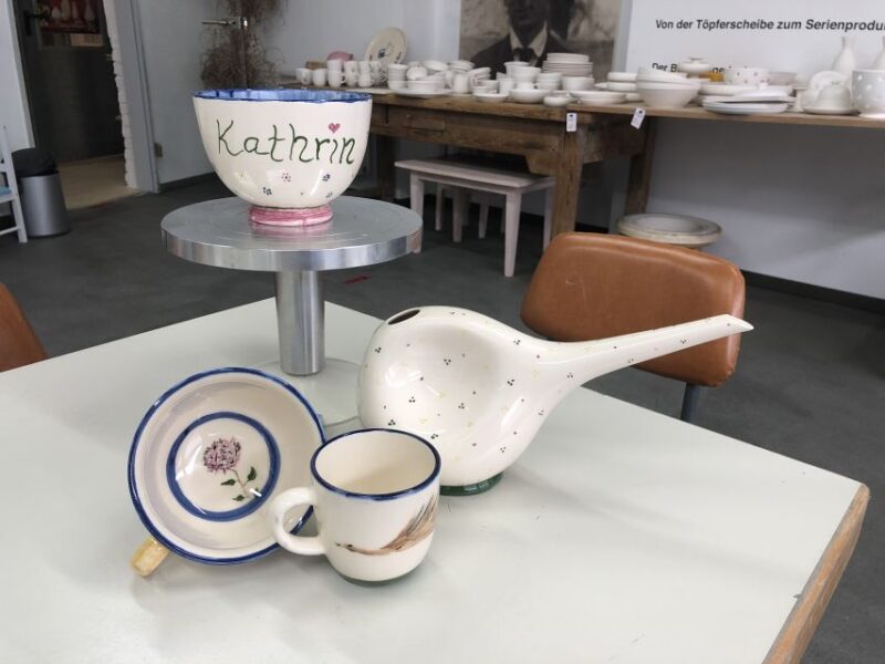 Berlin-Marwitz: Ceramic Painting Workshop - Location and Duration