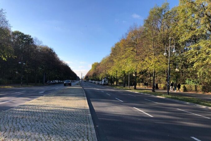 Berlin: Memorials and Monuments Smartphone Audio Tour - Flexibility and Convenience