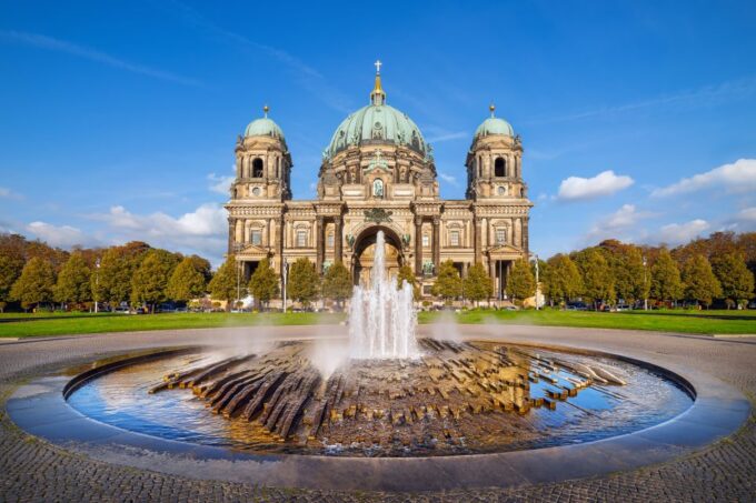 Berlin: Museum Island Guided Walking Tour - Marvel at Berlin Cathedral