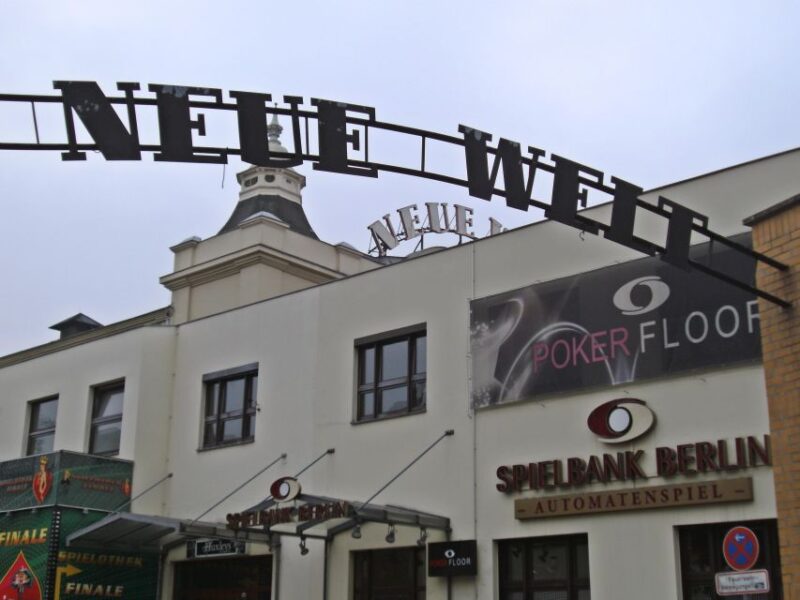 Berlin Neukölln: History of the Hasenheide and New World - Guided Tour Experience