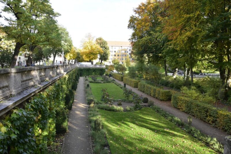 Berlin: Neukölln Walking Tour - Tour Experience