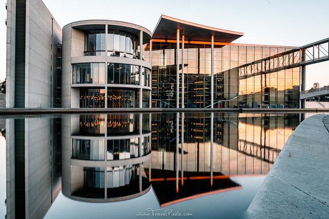 BERLIN PHOTO TOUR With a Professional Photographer From BERLIN - Small-Group Experience