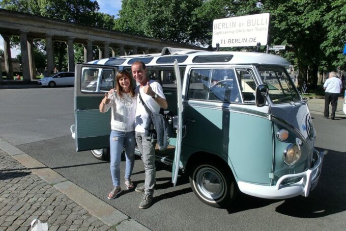 Berlin: Private Sightseeing Tour in Iconic Oldtimer VW Bus - Transportation Details