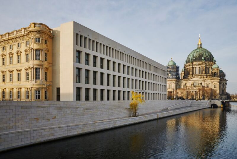 Berlin: Prussian History Walking Tour - Key Points