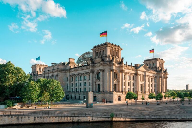 Berlin Reichstag and Glass Dome Private Tour - Highlights of the Tour