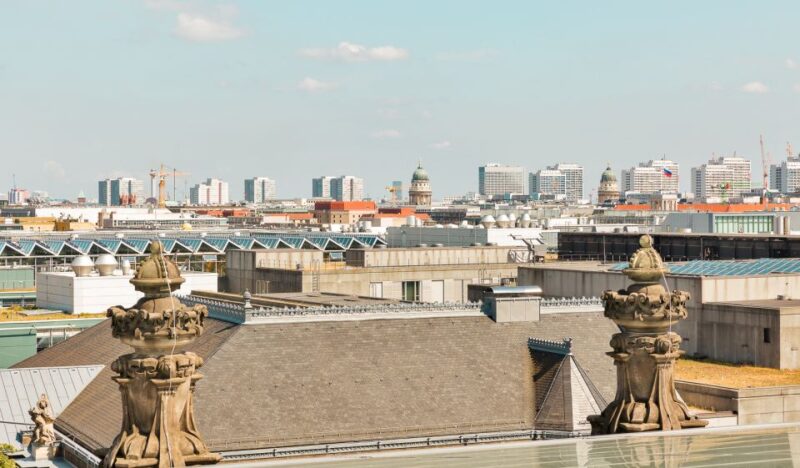 Berlin Reichstag and Glass Dome Private Tour - Language Options for the Tour