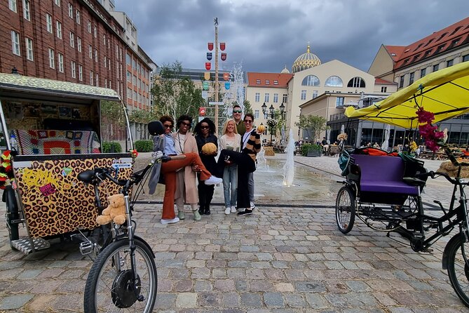 Berlin Rickshaw Tours Historical & Photo City Tour 120min - Sightseeing - Exploring Berlin by Rickshaw