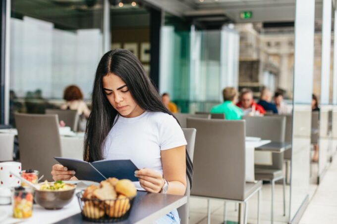 Berlin: Rooftop Breakfast at Käfer Restaurant Reichstag - Breakfast Menu and Beverages