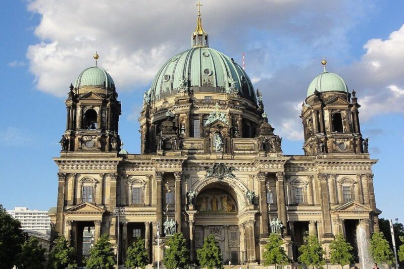 Berlin: Self-Guided Audio Walking Tour - Inclusions and Exclusions