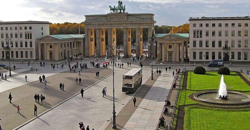 Berlin: Self-Guided Audio Walking Tour - Iconic Landmarks and Attractions
