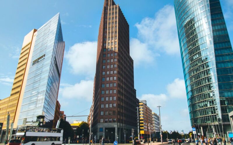 Berlin: Self-Guided Outdoor Escape Game - Exploring Berlins Iconic Landmarks