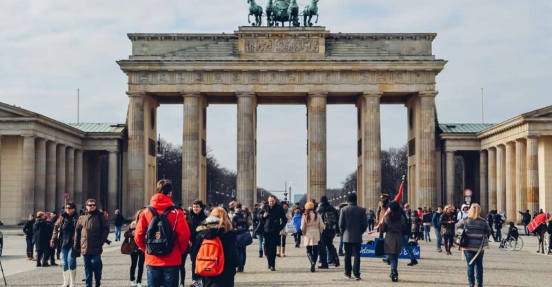 Berlin: Self-Guided Tour of Over 100 Sights - Key Points