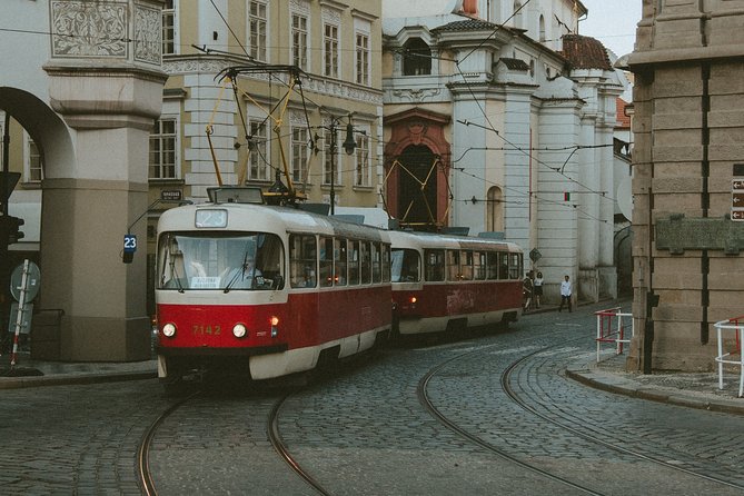 Berlin to Prague - Private Transfer With 2 Hours of Sightseeing - Quick Points
