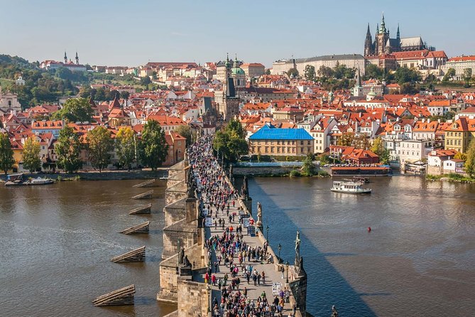 Berlin to Prague - Private Transfer With 2 Hours of Sightseeing - Accessibility for Travelers