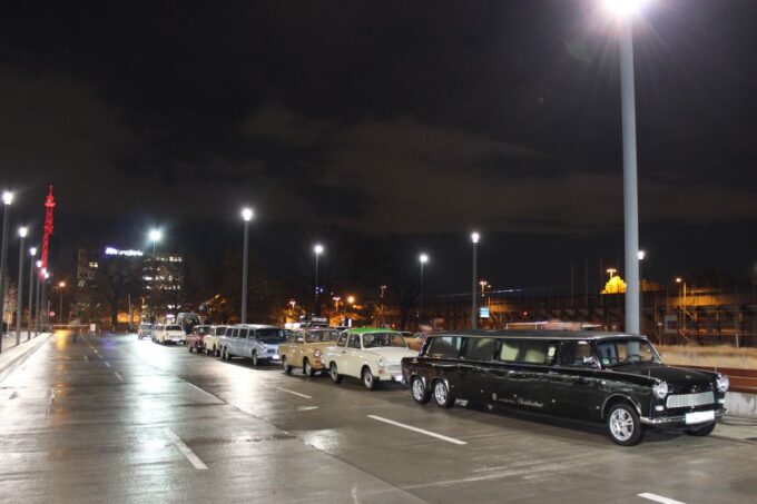 Berlin: Trabi Limousine Airport Transfer With City Tour - Tour Duration and Inclusions