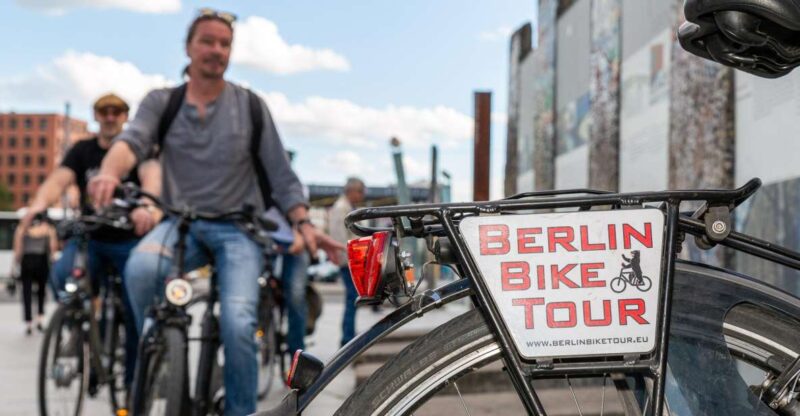 Berlin Wall History Small Group Cycling Tour - Experience the Berlin Wall